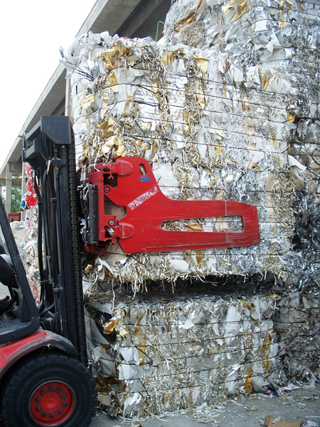 Pulp Bale Clamp — Bolzoni Group